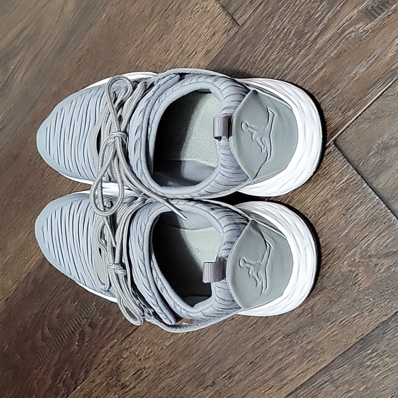 Jordan's - Picture 4 of 4